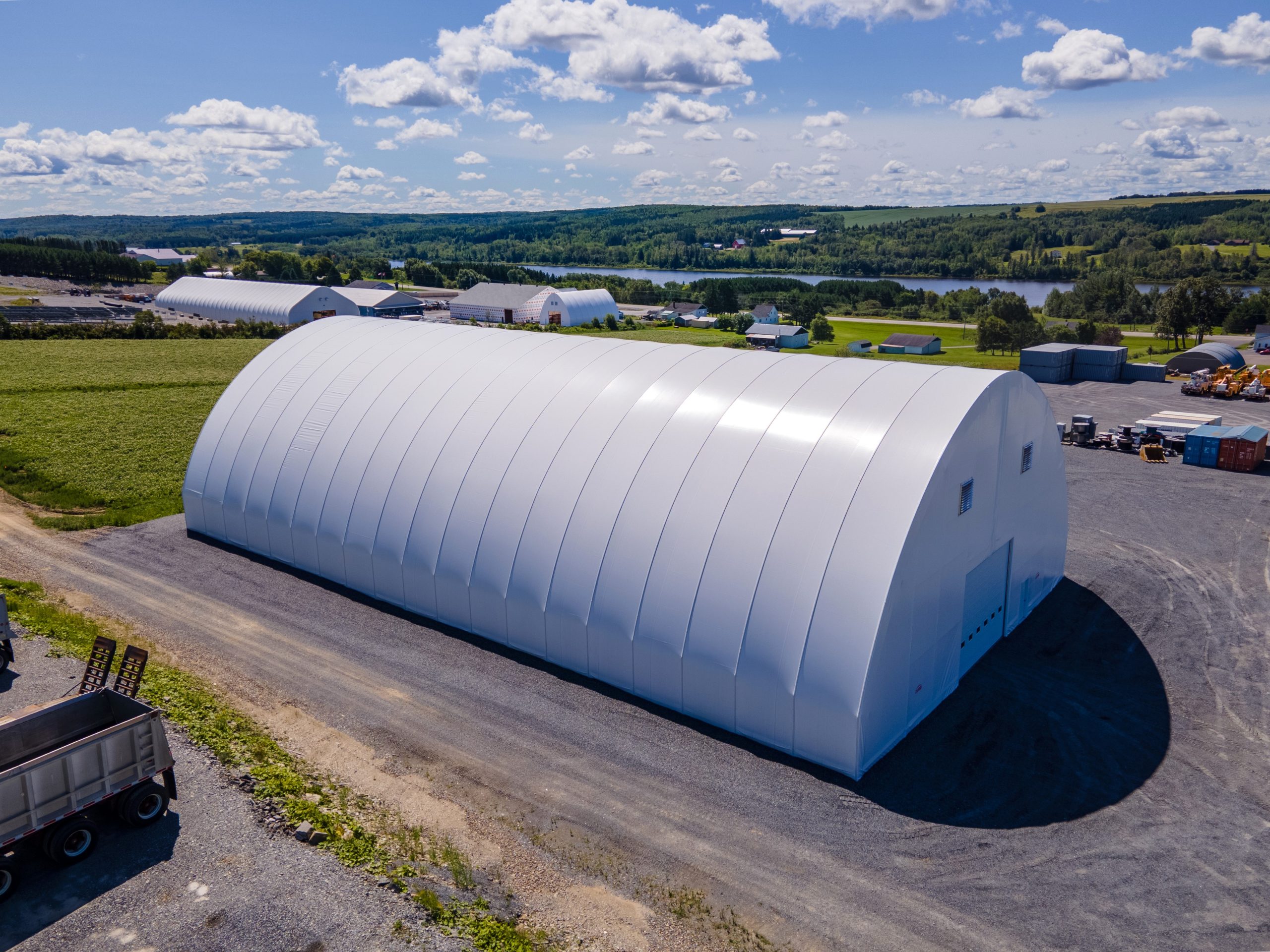 Comment les structures du site toile résistent-elles aux climats difficiles ?